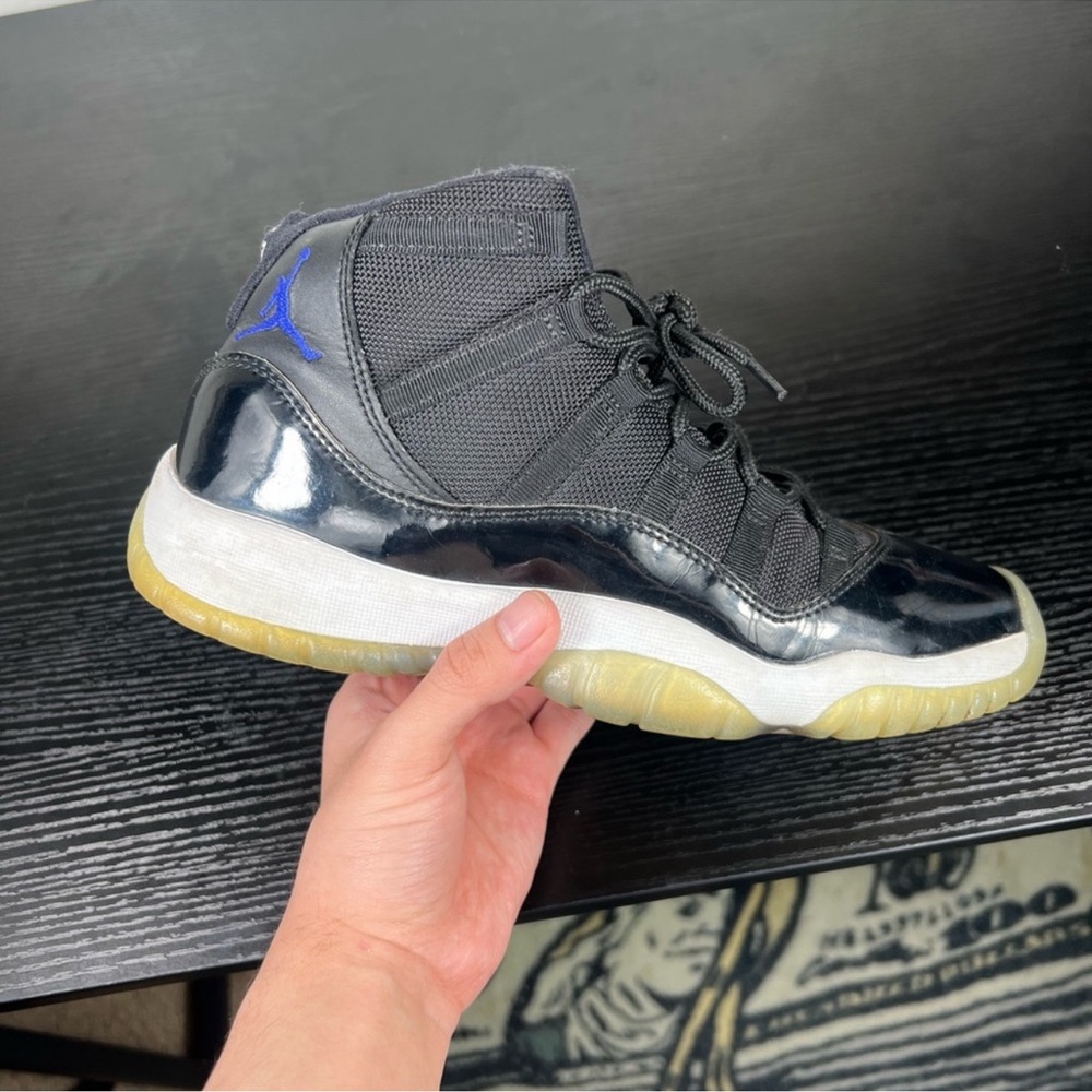 Air Jordan 11 Retro 'Space Jam' SIZE 6.5